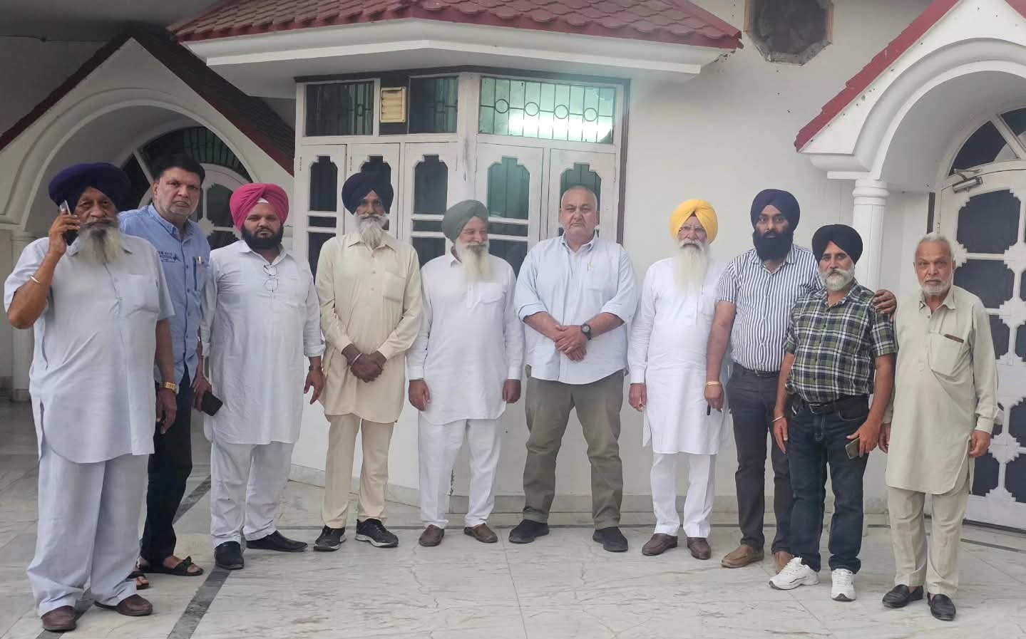 ਮਿਉਂਸਪਲ ਚੋਣਾਂ ਲਈ ਆਦਮਪੁਰ ਦੇ ਨਿਗਰਾਨ ਸ. ਹਰਿੰਦਰ ਸਿੰਘ ਢੀਂਡਸਾ ਅਤੇ ਗੁਰਮੀਤ ਸਿੰਘ ਦਾਦੂਵਾਲ ਨੇ ਸੀਨੀਅਰ ਅਕਾਲੀ ਆਗੂਆਂ ਨਾਲ ਕੀਤਾ ਵਿਚਾਰ ਵਟਾਂਦਰਾ