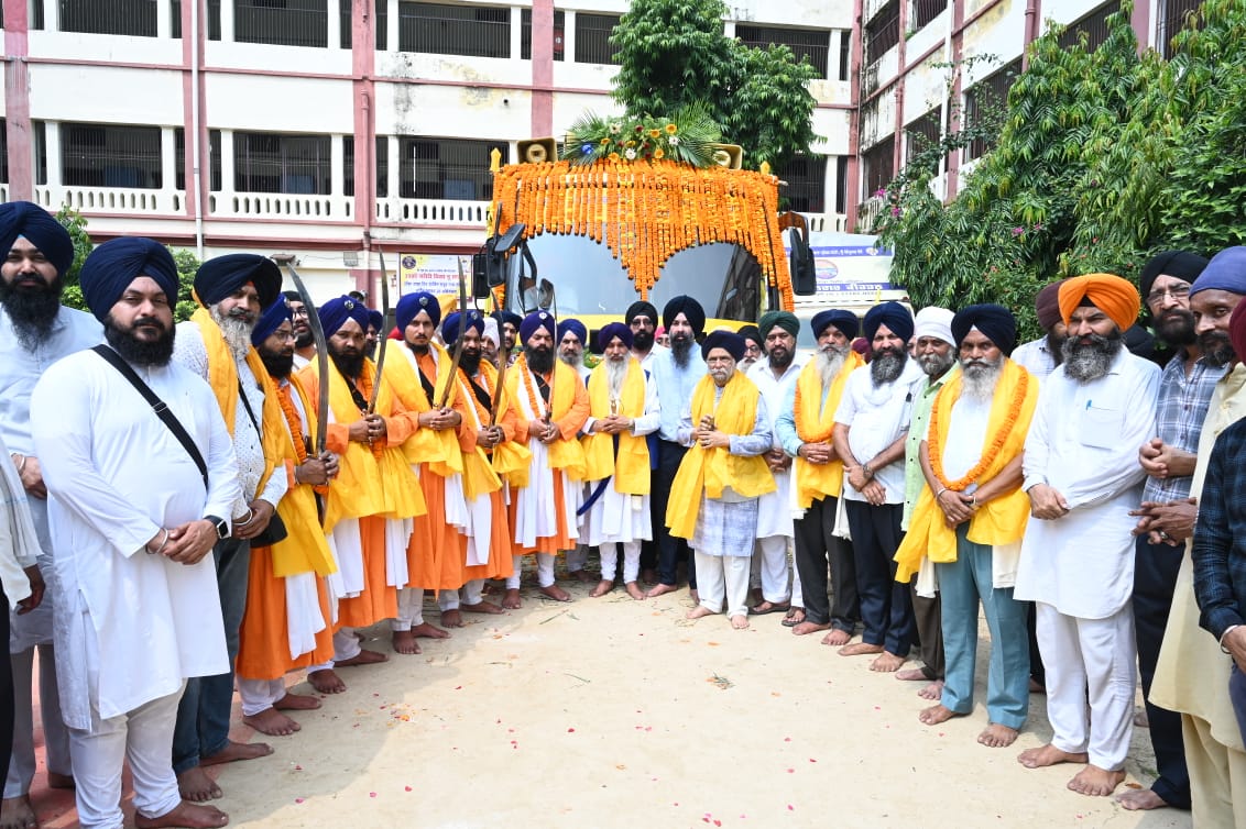 ਸ਼ਹੀਦੀ ਨਗਰ ਕੀਰਤਨ ਬਨਾਰਸ ਤੋਂ ਅਗਲੇ ਪੜਾਅ ਪ੍ਰਯਾਗ ਰਾਜ ਲਈ ਰਵਾਨਾ