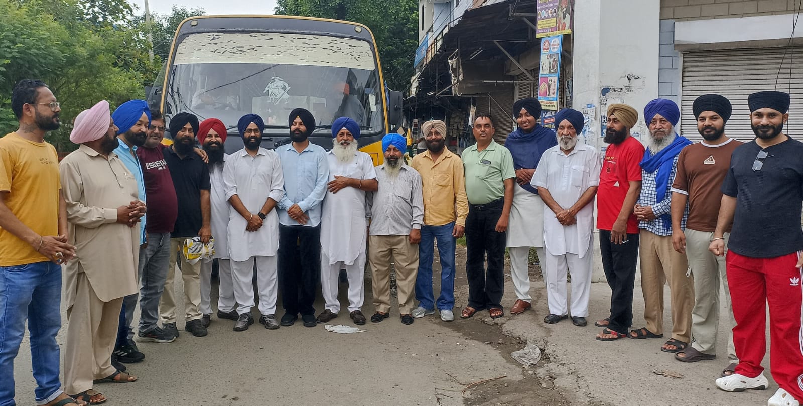 ਪੰਥਕ ਇਕੱਠ ਵਿੱਚ ਸ਼ਾਮਲ ਹੋਣ ਲਈ ਸਿੱਖ ਚੜ੍ਹਦੀ ਕਲਾ ਫਰੰਟ ਪੰਜਾਬ ਵੱਲੋਂ ਵੱਡੇ ਕਾਫ਼ਲੇ ਸਮੇਤ ਸੰਗਤਾਂ ਨੇ ਭਰੀ ਹਾਜ਼ਰੀ**