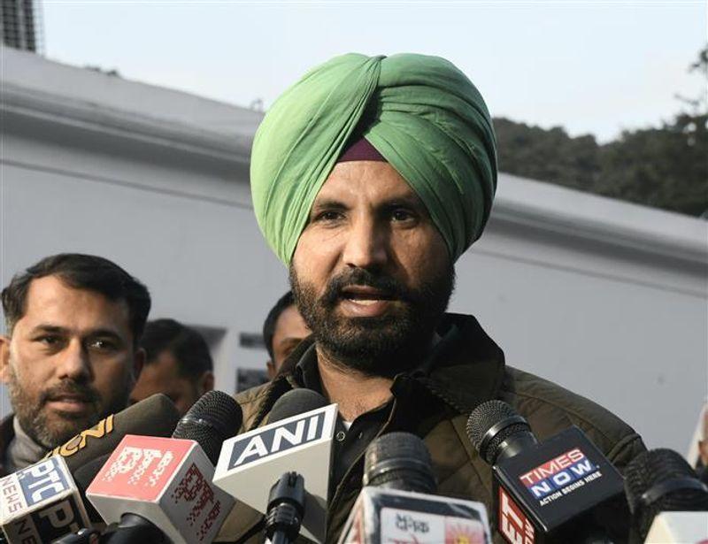 ਪੰਜਾਬ ਕਾਂਗਰਸ ਵਿੱਚ ਵੱਡਾ ਸੰਗਠਨਾਤਮਕ ਬਦਲਾਅ: ਰਾਜਾ ਵੜਿੰਗ ਦਾ ਅਸਤੀਫ਼ਾ, ਵਿਜੈ ਇੰਦਰ ਸਿੰਗਲਾ ਦਾ ਨਾਮ ਚਰਚਾ ਵਿੱਚ
