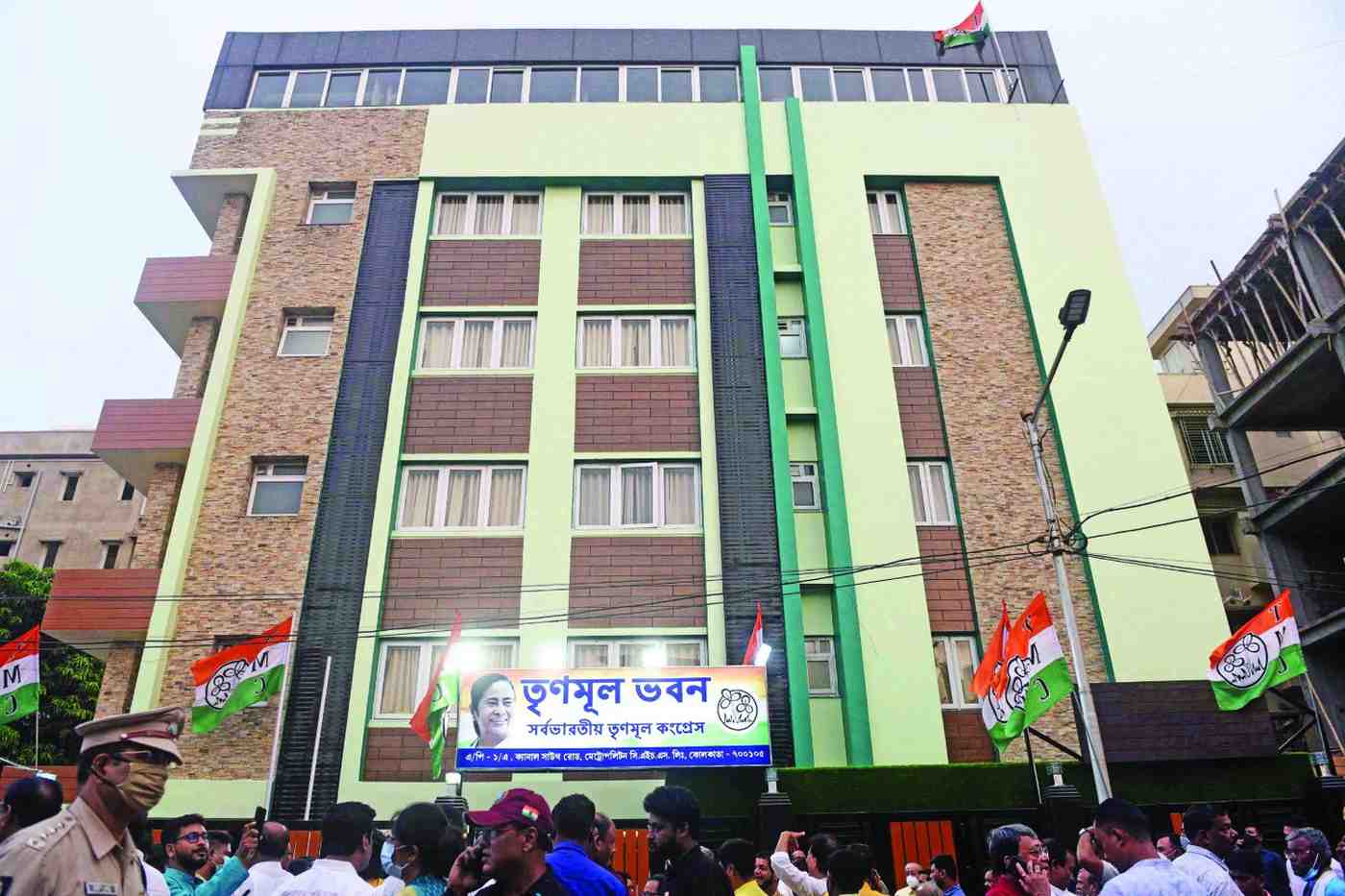 ਜਾਲਸਾਜ਼ੀ ਦੇ ਦੋਸ਼ਾਂ ਵਿਚਕਾਰ CID ਪਹੁੰਚੀ TMC ਹੈੱਡਕੁਆਰਟਰ, ਜਾਂਚ ਹੋਈ ਤੇਜ਼