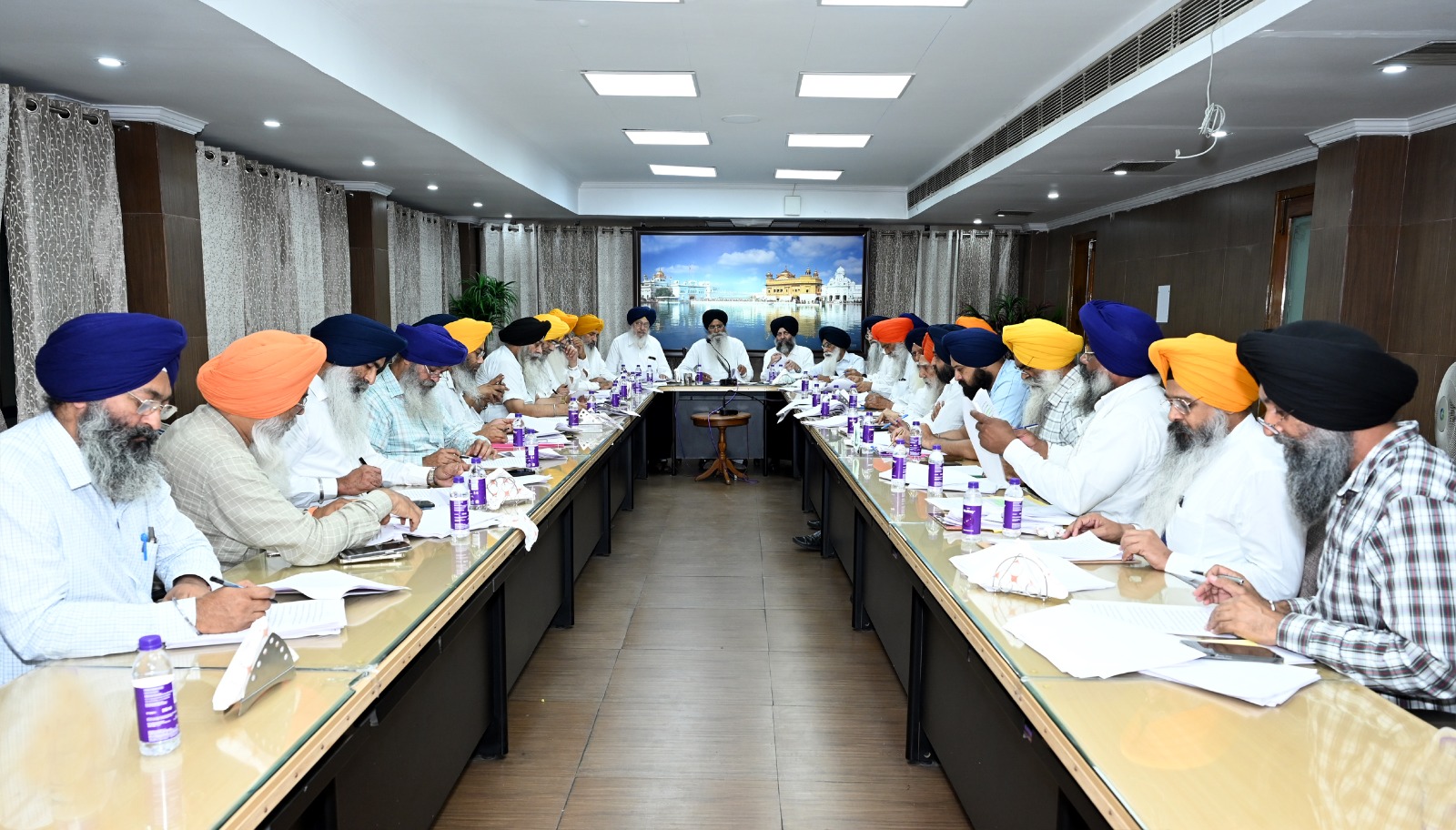 ਐਸਜੀਪੀਸੀ ਦੀ ਅੰਤ੍ਰਿੰਗ ਕਮੇਟੀ ਨੇ ਸ੍ਰੀ ਫ਼ਤਹਿਗੜ੍ਹ ਸਾਹਿਬ ਯੂਨੀਵਰਸਿਟੀ ਵਿਖੇ ਨੌਵੇਂ ਪਾਤਸ਼ਾਹ ਦੇ ਨਾਂ ’ਤੇ ਚੇਅਰ ਸਥਾਪਤ ਕਰਨ ਨੂੰ ਦਿੱਤੀ ਪ੍ਰਵਾਨਗੀ