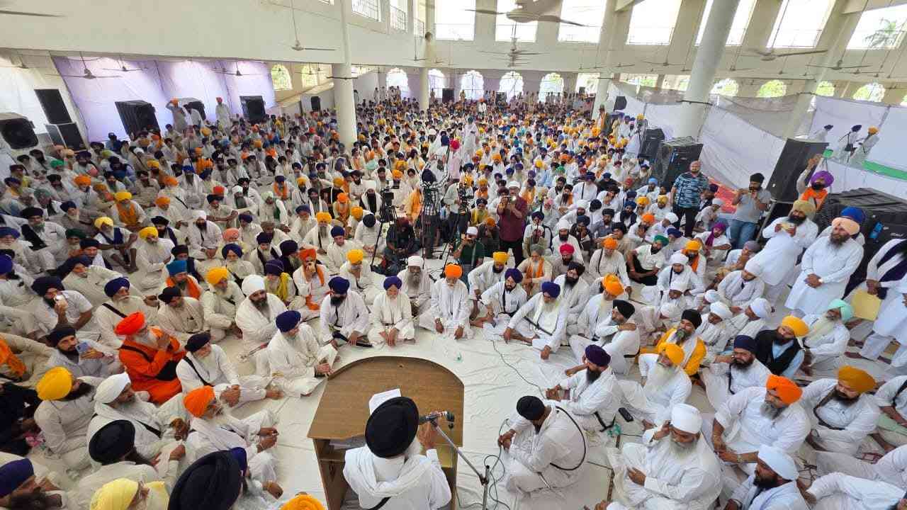 ਸਰਕਾਰ ਵੱਲੋਂ ਬਣਾਏ ਐਕਟ ਵਿੱਚ ਸਿੱਖ ਭਾਵਨਾਵਾਂ ਵਿਰੁੱਧ ਦਰਜ ਮੱਦਾਂ ਤੇ ਸ਼ਬਦਾਵਲੀ ਨੂੰ ਲੈ ਕੇ ਸਿੱਖ ਜਥੇਬੰਦੀਆਂ ਦੀ ਤਖ਼ਤ ਸ੍ਰੀ ਦਮਦਮਾ ਸਾਹਿਬ ਵਿਖੇ ਹੋਈ ਭਰਵੀਂ ਇਕੱਤਰਤਾ