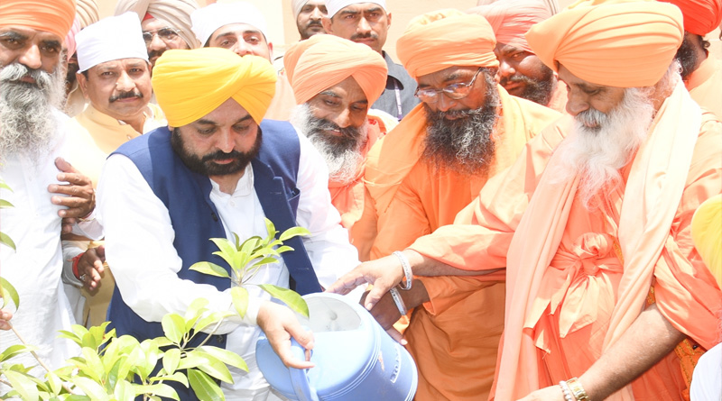 PUNJAB CM GIVES CLARION CALL FOR LAUNCHING MASS MOVEMENT TO SAVE WATER AND ENVIRONMENT ACROSS THE STATE