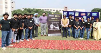 Journalism students of CT group held a photography exhibition