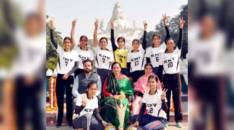 The volleyball team of KMV made the college proud by winning the gold medal and cash prize
